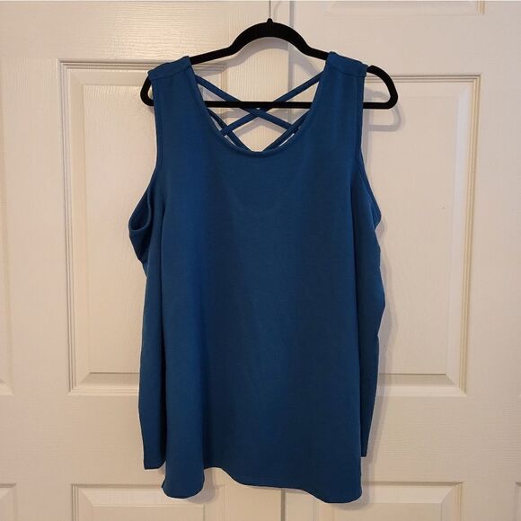 Lane Bryant Tops - NWT Lane Bryant teal cold shoulder long-sleeved blouse